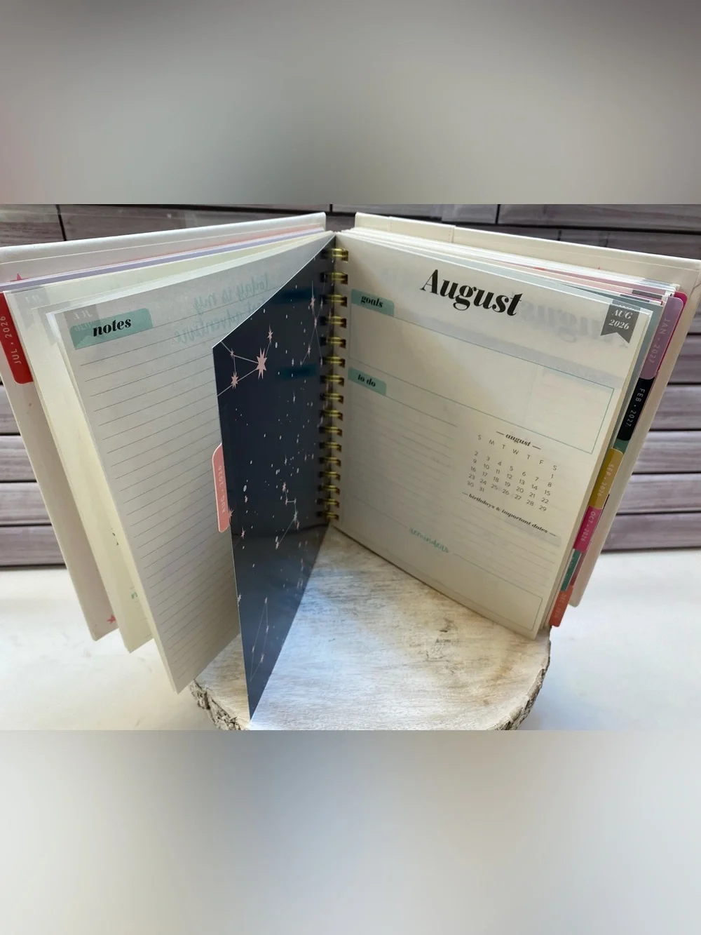 Eccolo ❤️2027 18-Month Planner with sticker & positive message New